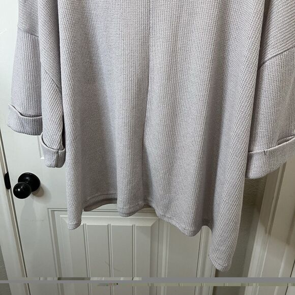 Talulah Gray Oversized Waffle Knit Boxy Crop Top Blouse Pocket Womens Size XL - Picture 9 of 10